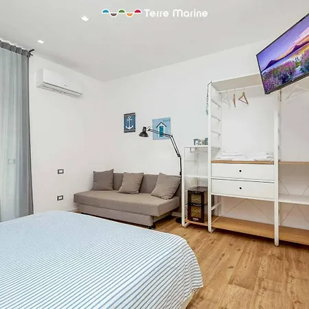 Stay, Terre Marine