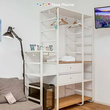 Stay, Terre Marine Penzion