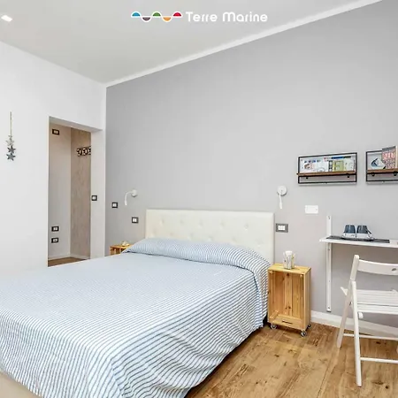 Stay, Terre Marine Penzion 3*